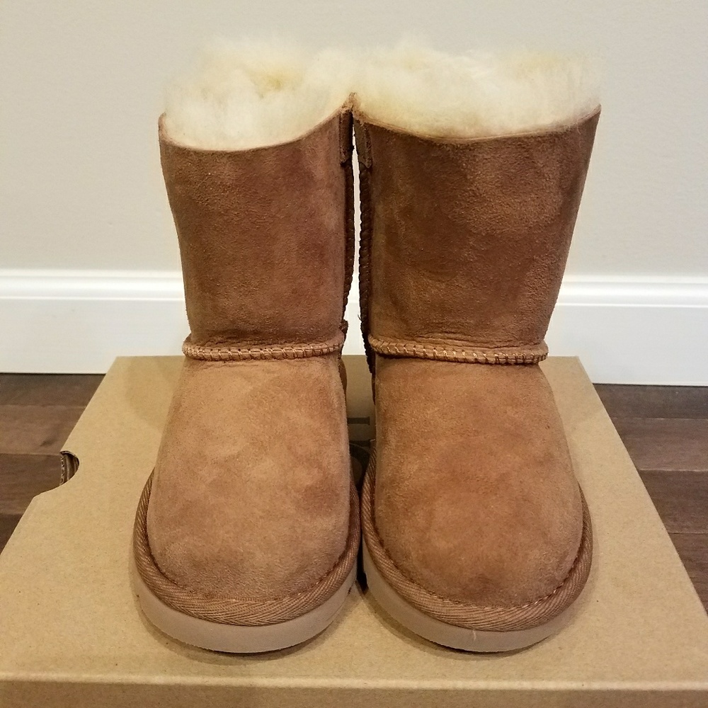 🆕 ugg bow - Picture 2 of 7